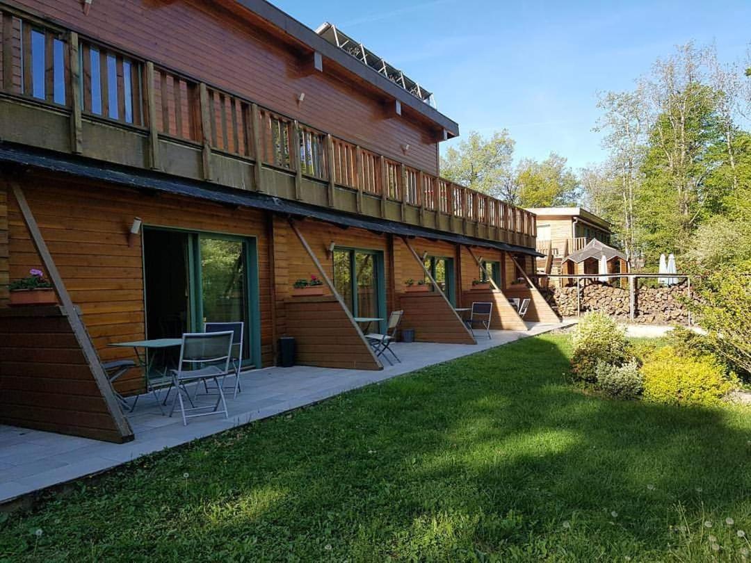 Ecolodge Les Sentiers Du Lac - Domaine De La Gaia Sorèze Exterior foto